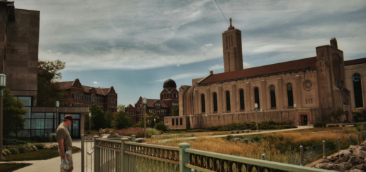 marketing school in Illinois